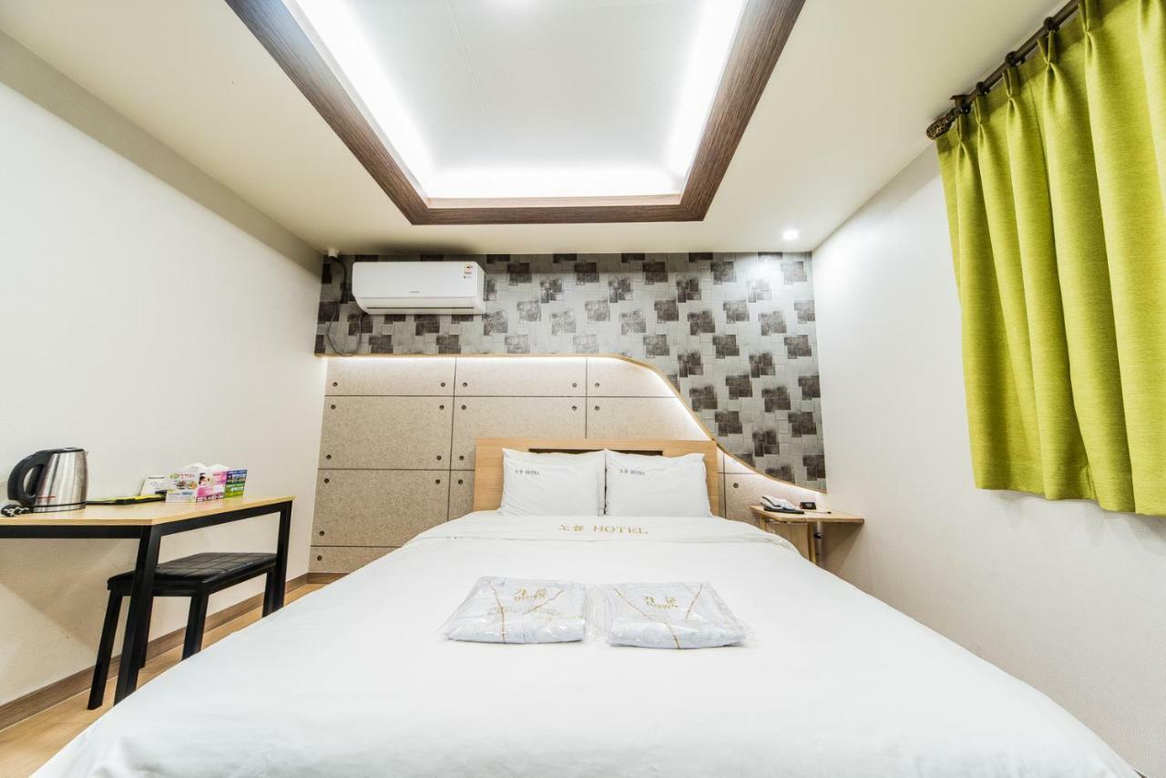 Noble Hotel Інчхон Екстер'єр фото